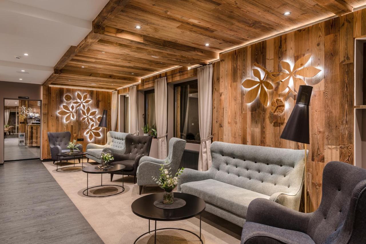 Mondi Hotel Tscherms Экстерьер фото